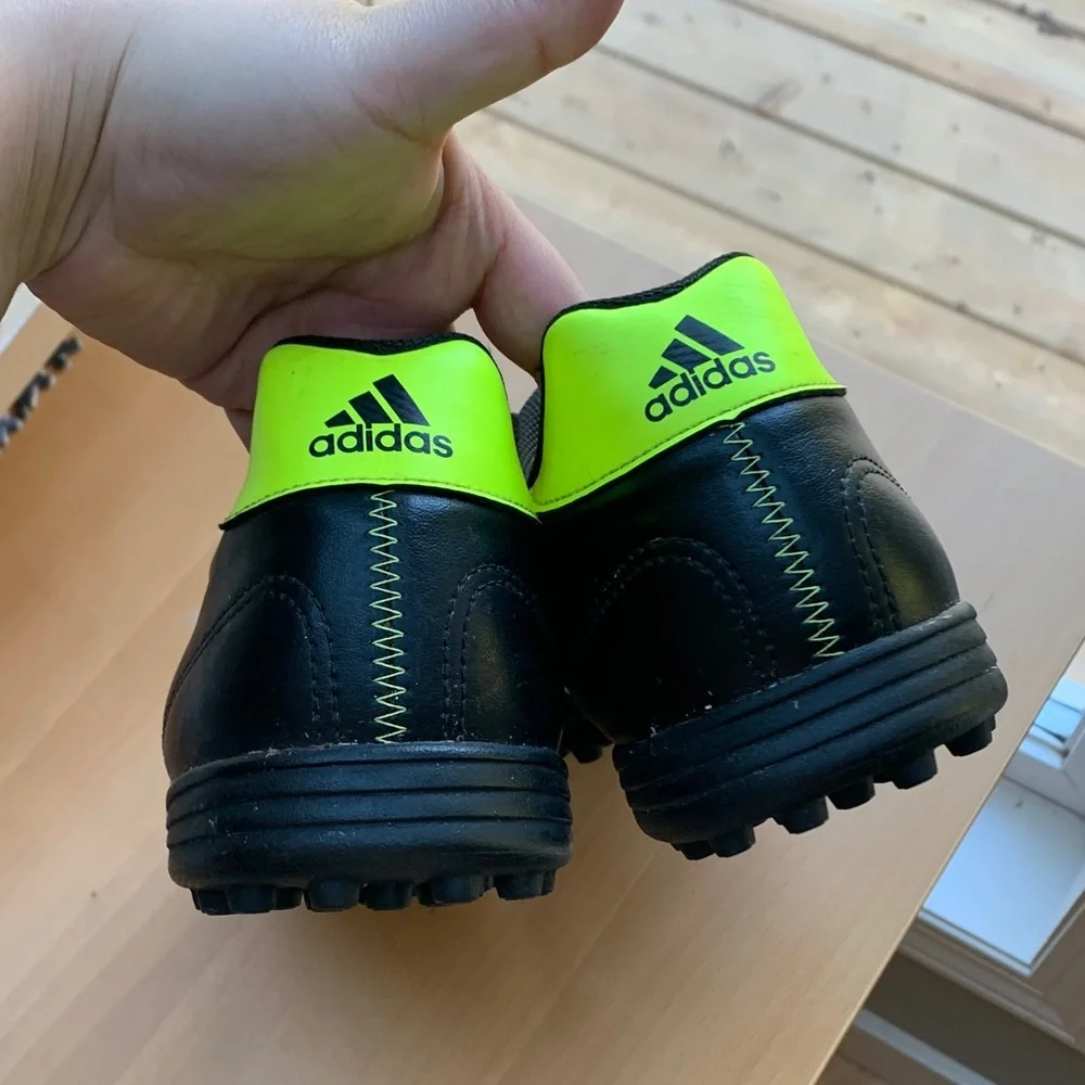 Adidas Black Neon Green Turf Cleats Size 11 Soccer Streetwear - Picture 6 of 9